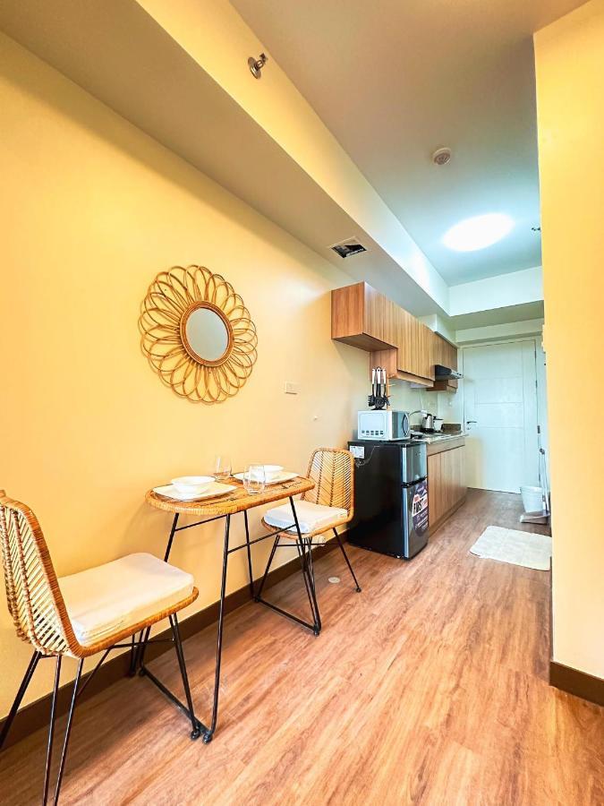 1Br Prisma Residences Dmci Stylish Condo Pásig Exterior foto